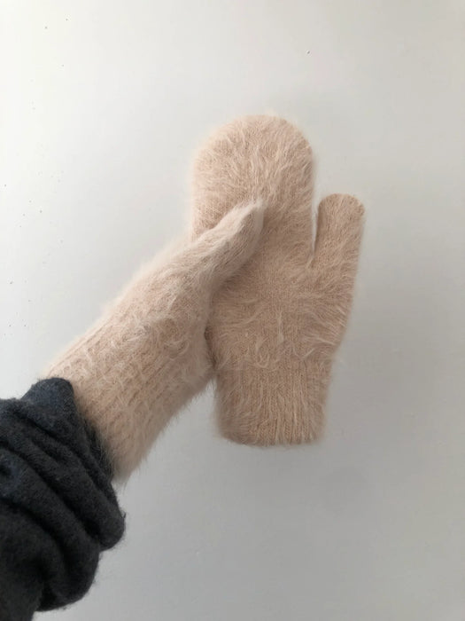 Billy Bamboo Angora Mittens