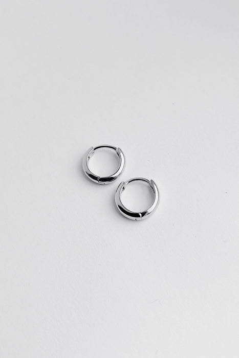 Kara Yoo Norma Huggie Hoops