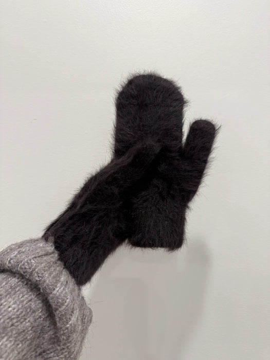 Billy Bamboo Angora Mittens