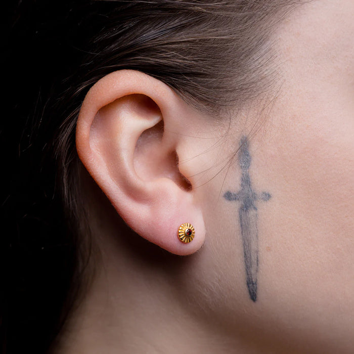 Hunt Of Hounds Seize The Night Stud Earring Set