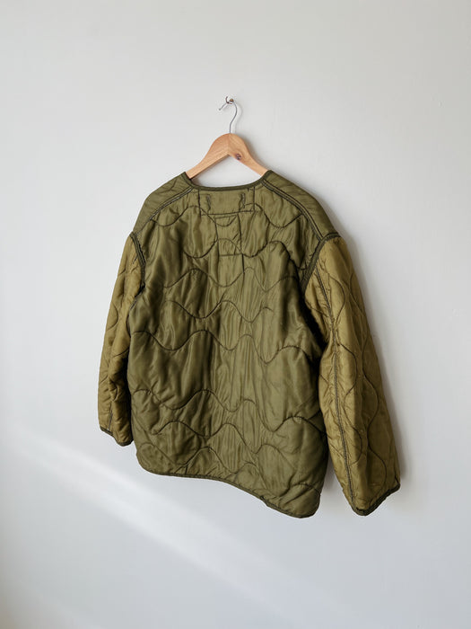Distressed Quilted Army Liner | L