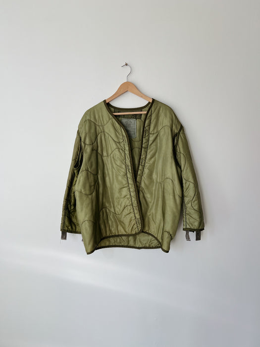 Distressed Quilted Army Liner | L