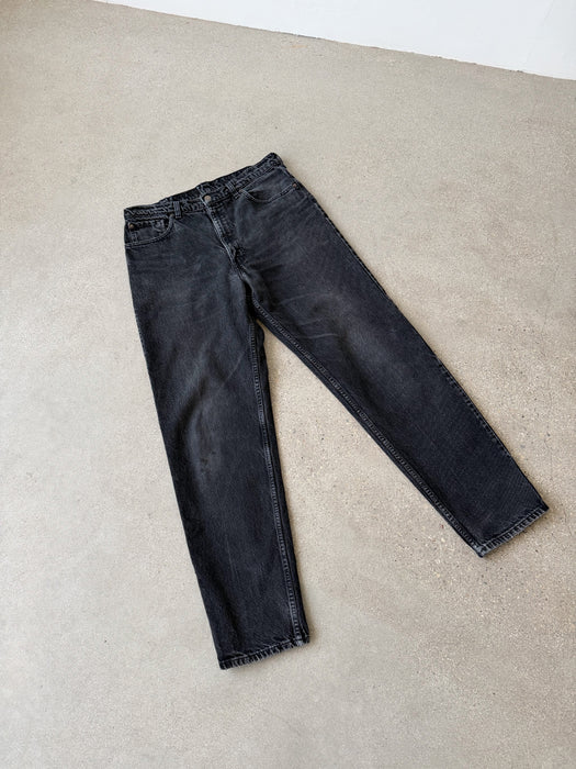 Black Levi’s 550 Denim | 36