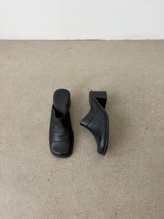 Black Leather Mules | 9