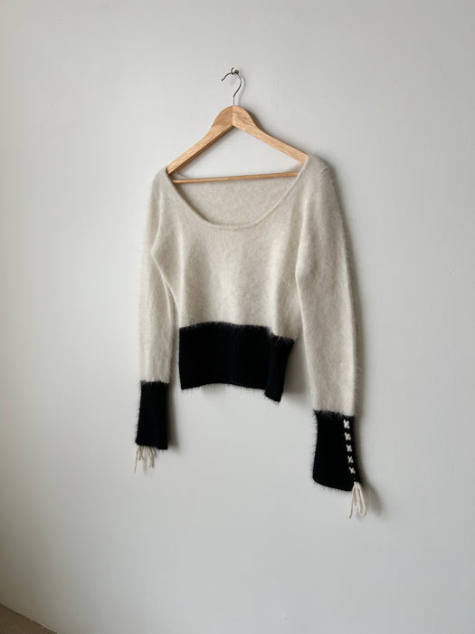 Cream & Black Angora Sweater | M