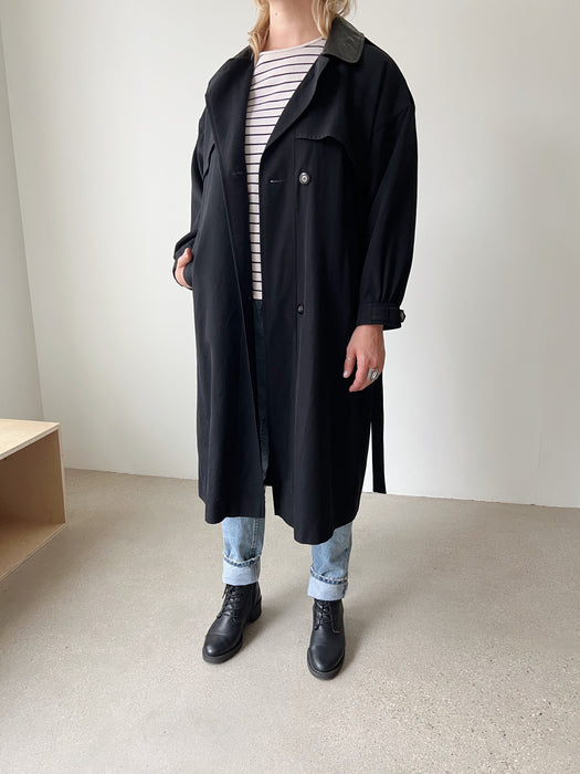 Black Leather Collared Trench Coat | M/L