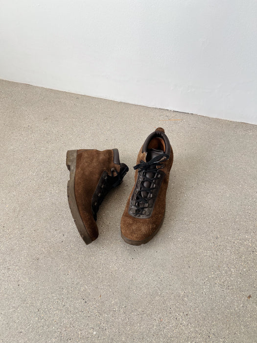 Brown Suede Hiking Boots | 7.5