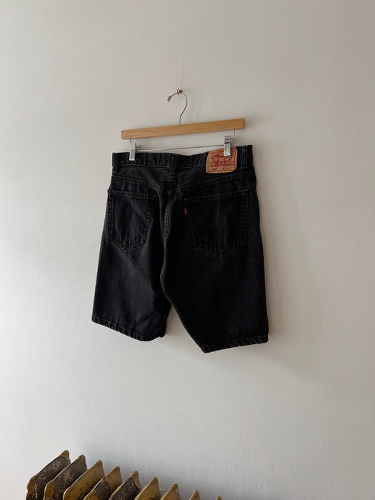 Levis 550 Black Denim Shorts | 32