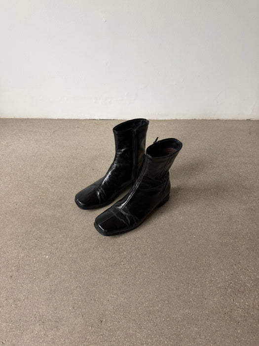 Black Patent Leather Ankle Boots | 6.5