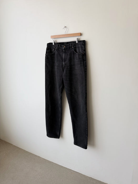 Black Levi’s 550 Denim | 36