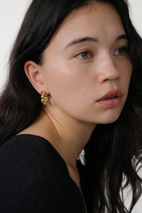 Kara Yoo Lara Hoops Medium