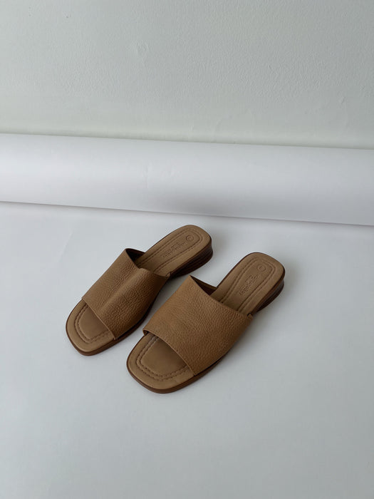 Tan Leather Slides | 8
