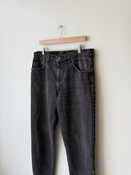 Black Levi’s 550 Denim | 36