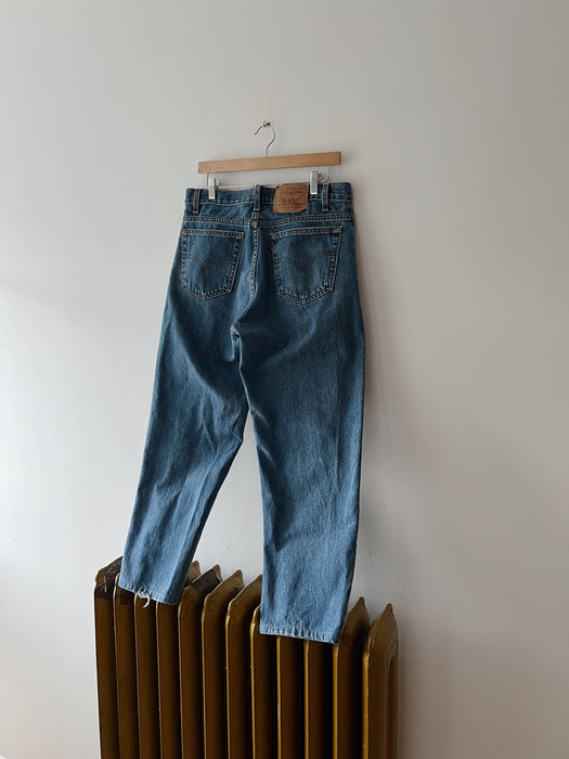 Midwash Levi's 550 Denim | 32