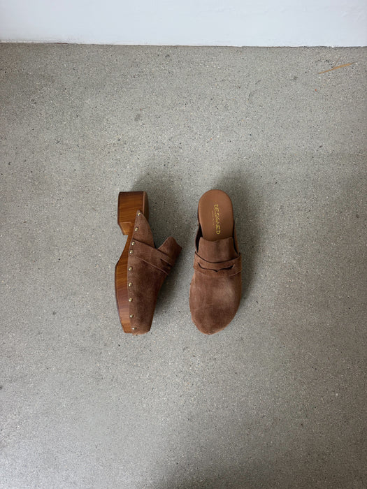 Brown Suede Clogs | 9