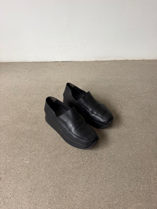 Black Leather Platform Shoe | 6.5/7
