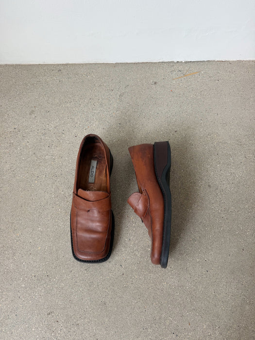 Brown Leather Square Toe Oxford | 7.5