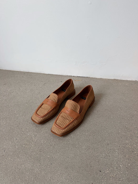 Tan Woven Loafers | 9.5/10