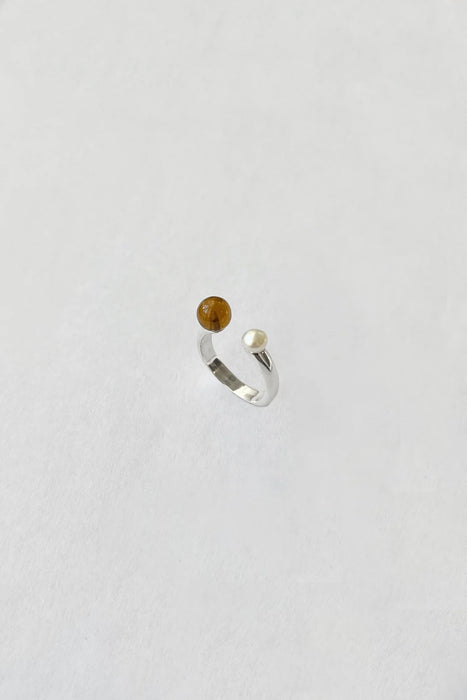 Kara Yoo Open Ring In Cognac Quartz + Pearl
