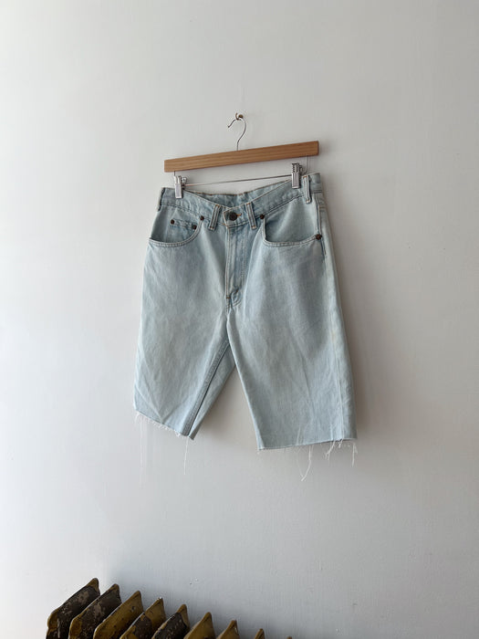 Light Wash Levi's Cut Off Shorts | 28