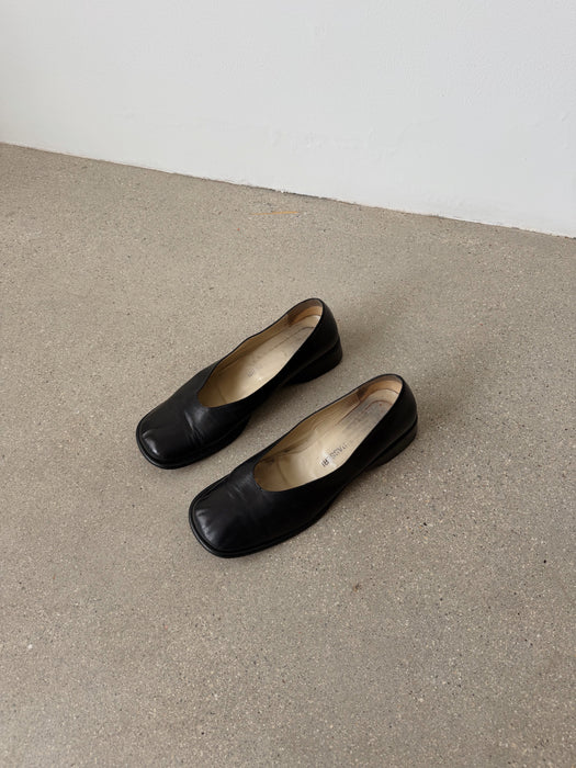 Black Square Toe Shoe | 9.5