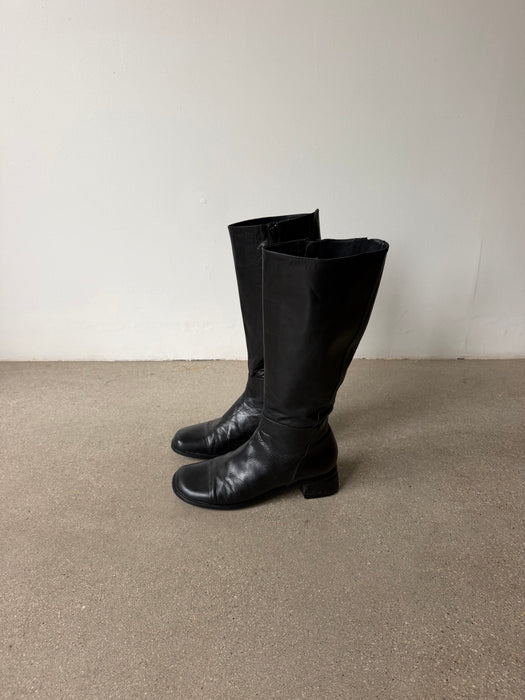 Black Leather Boots | 9