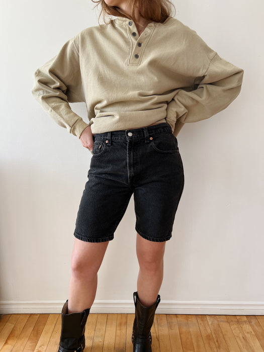 Levis 550 Black Denim Shorts | 32