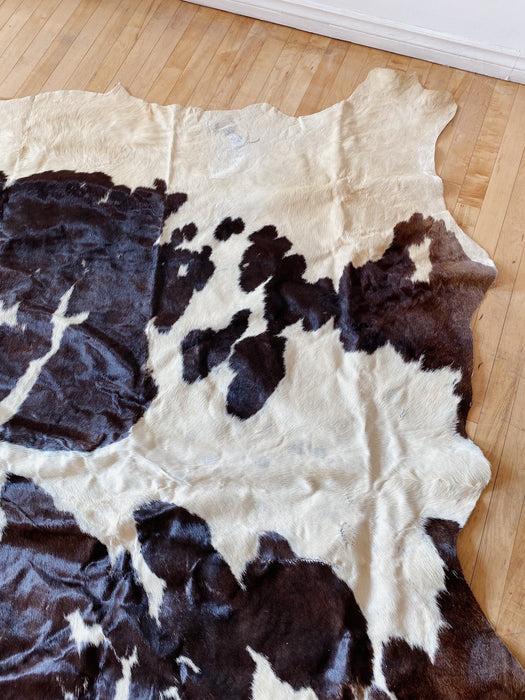 Cream & Speckled Black Cowhide Rug