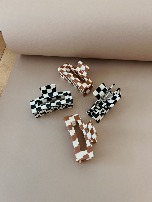 NAT + NOOR Checkered Hair Clip